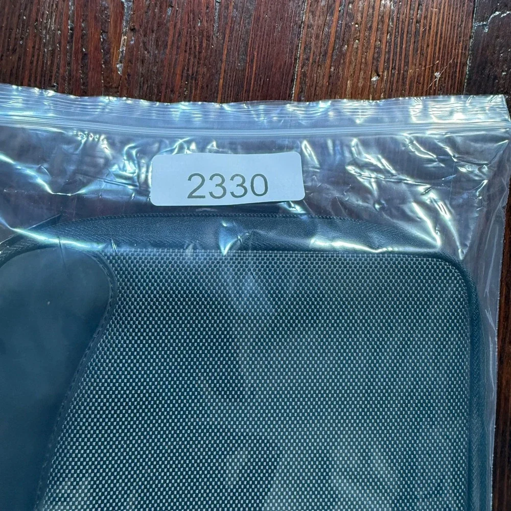 Dayrunner Planner 3 Ring 8x10 Black Zip Around Pockets Organizer Y2K‎
